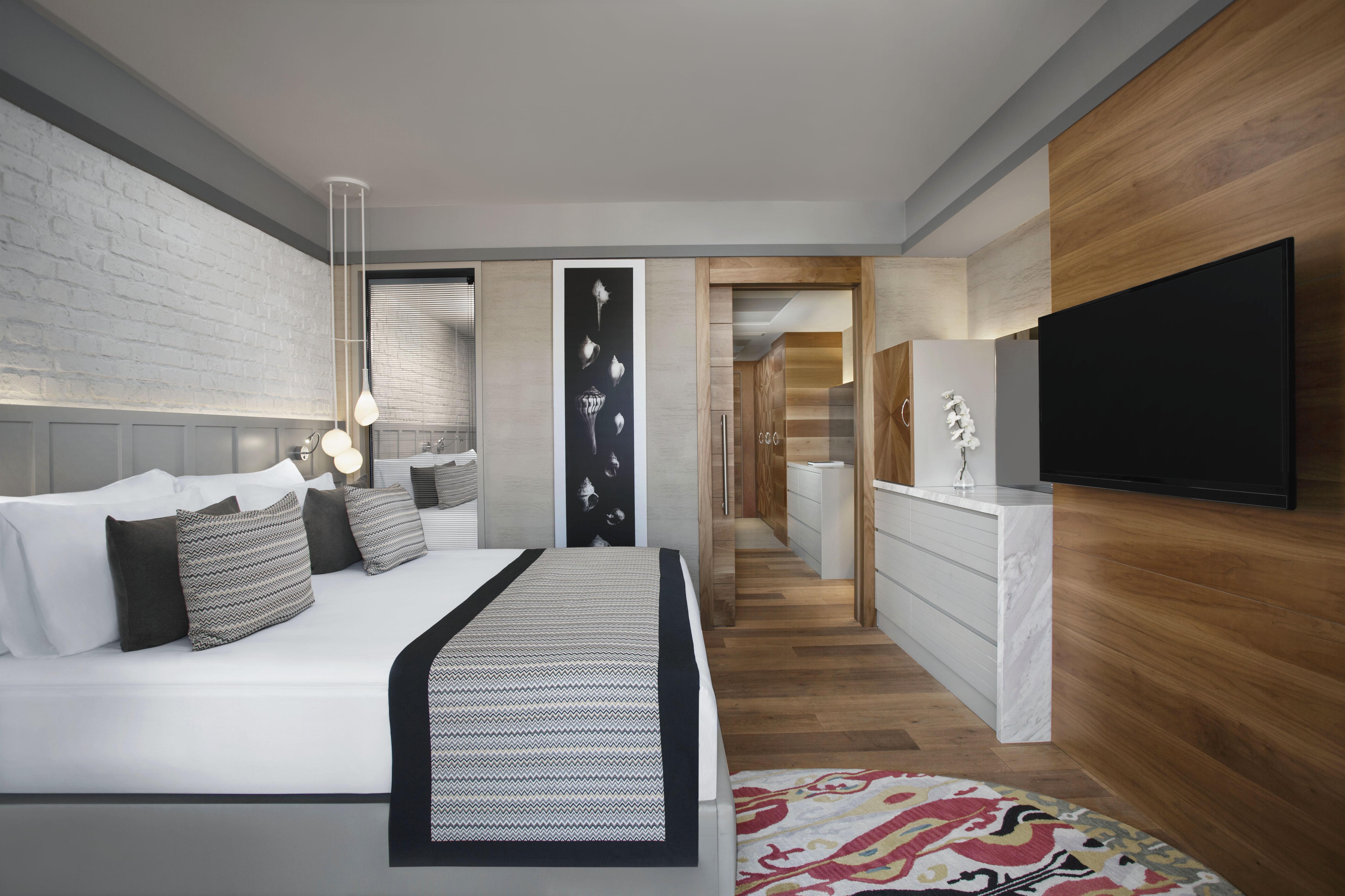 Resort Acanthus Cennet Barut Collection Side